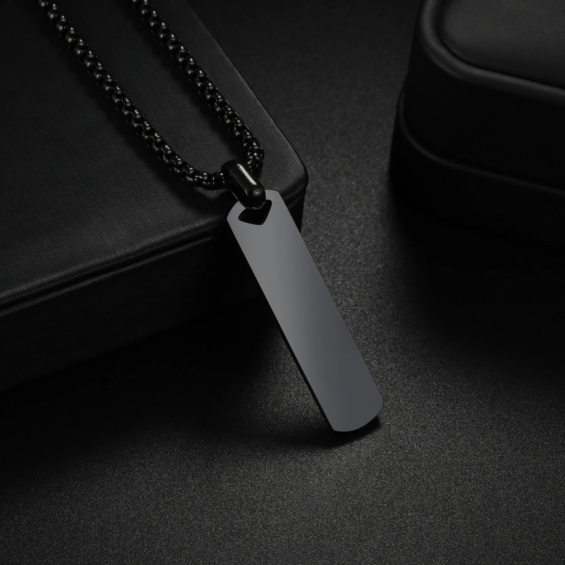 Custom Eye Photo Pendant Necklace Personalized Engraved Jewelry Unique Romantic Gift for Valentine's Day Wedding Anniversary